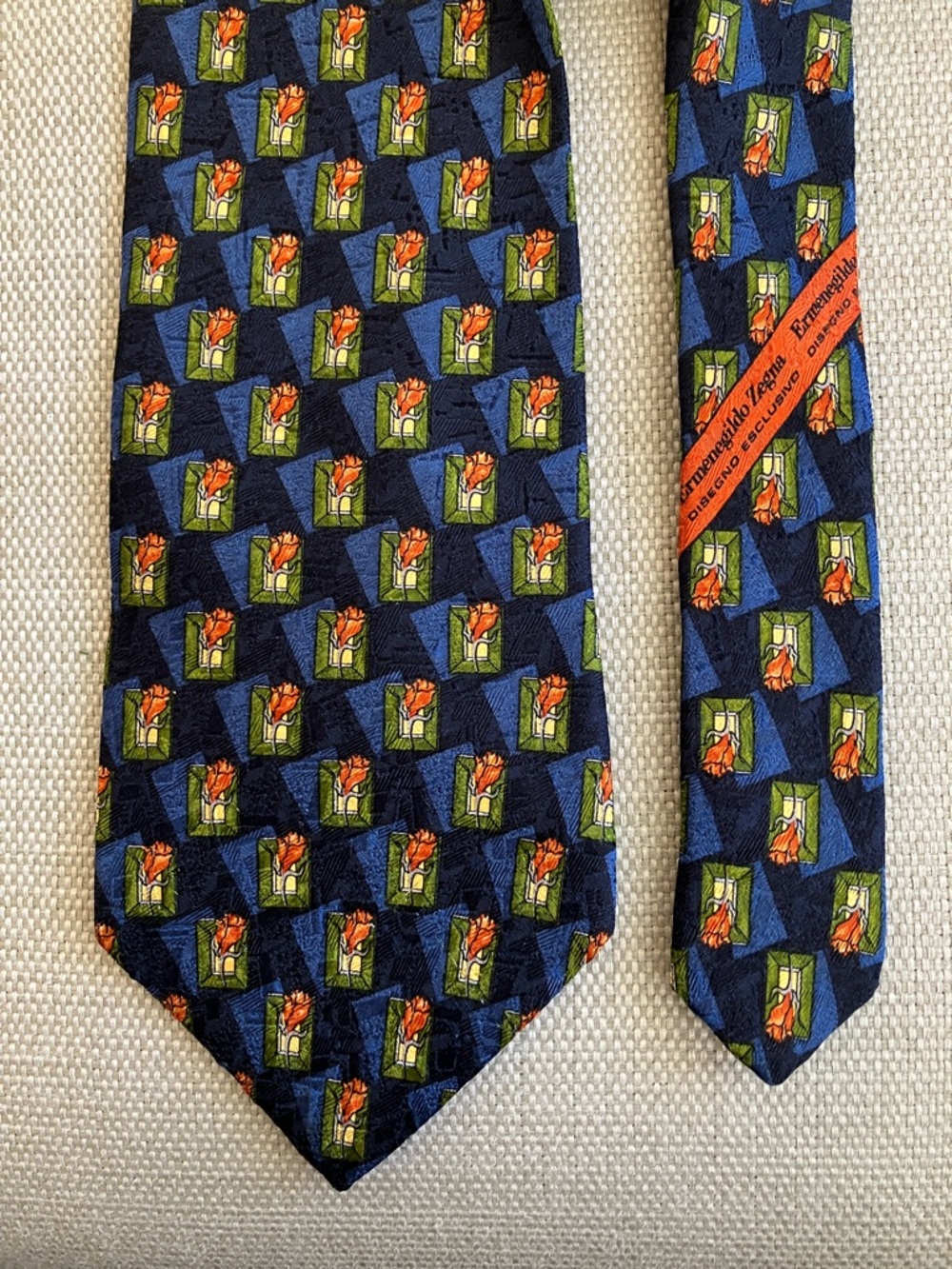 Ermenegildo Zegna vintage woven silk tie, made in Italy, rose theme, blue, green